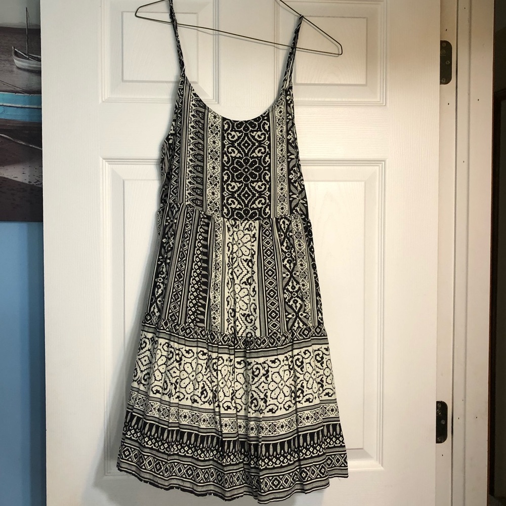 Honeylee Black & White Tribal Printed Dress